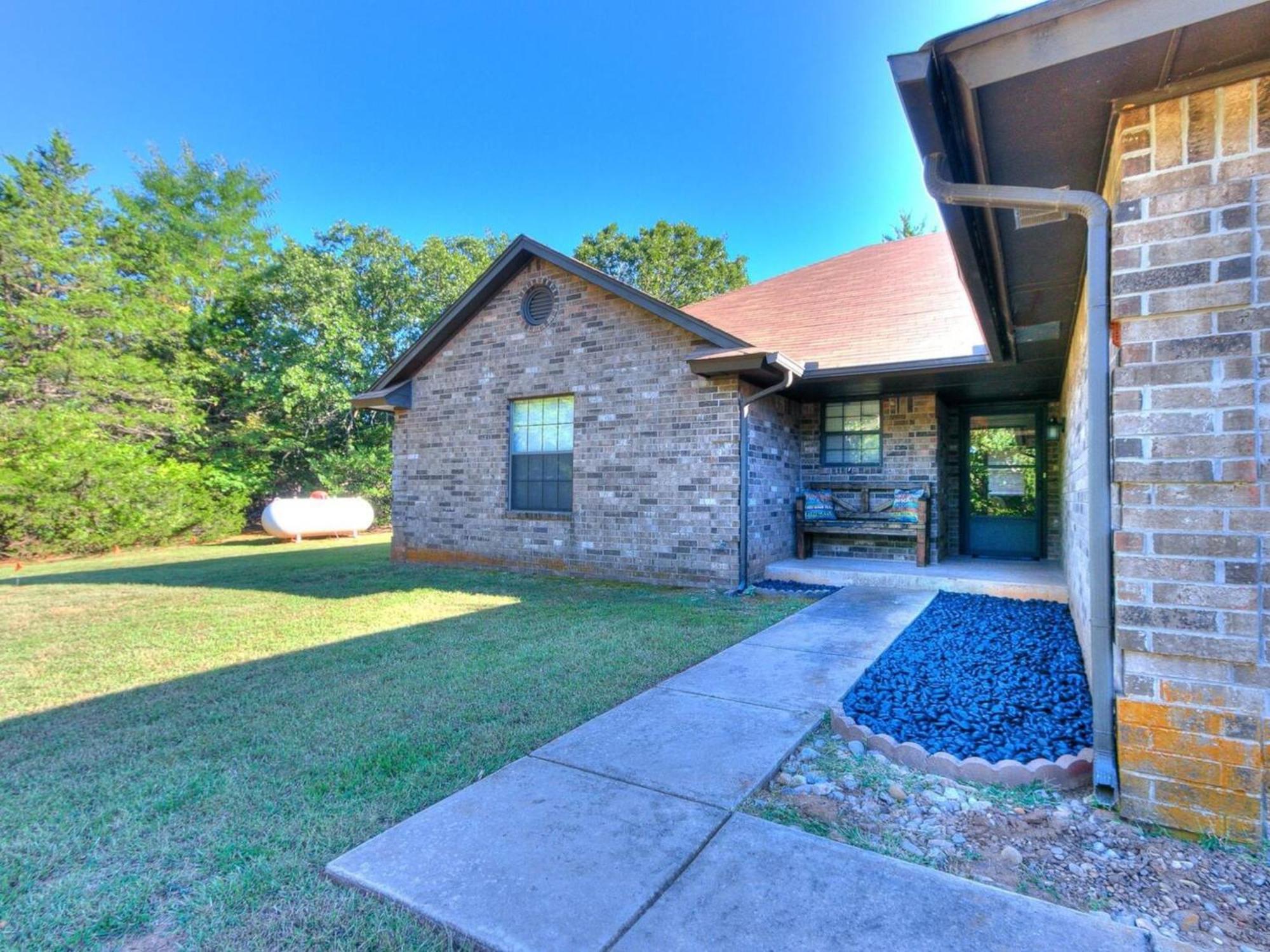 Serene Modern Farmhouse On 2 Acres Villa Norman Exterior photo